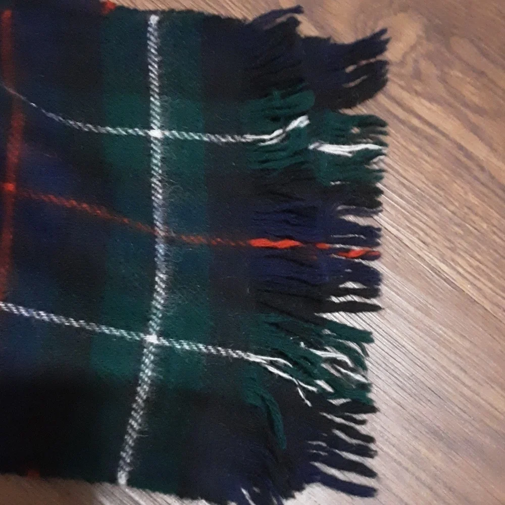 Johnston of Elgin plaid wool green unisex scarf academia retro Y2K winter cozy
